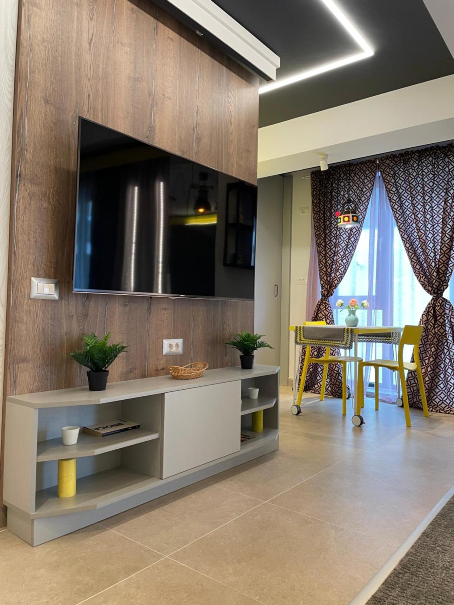 Studiokris Apartment Букурещ Екстериор снимка