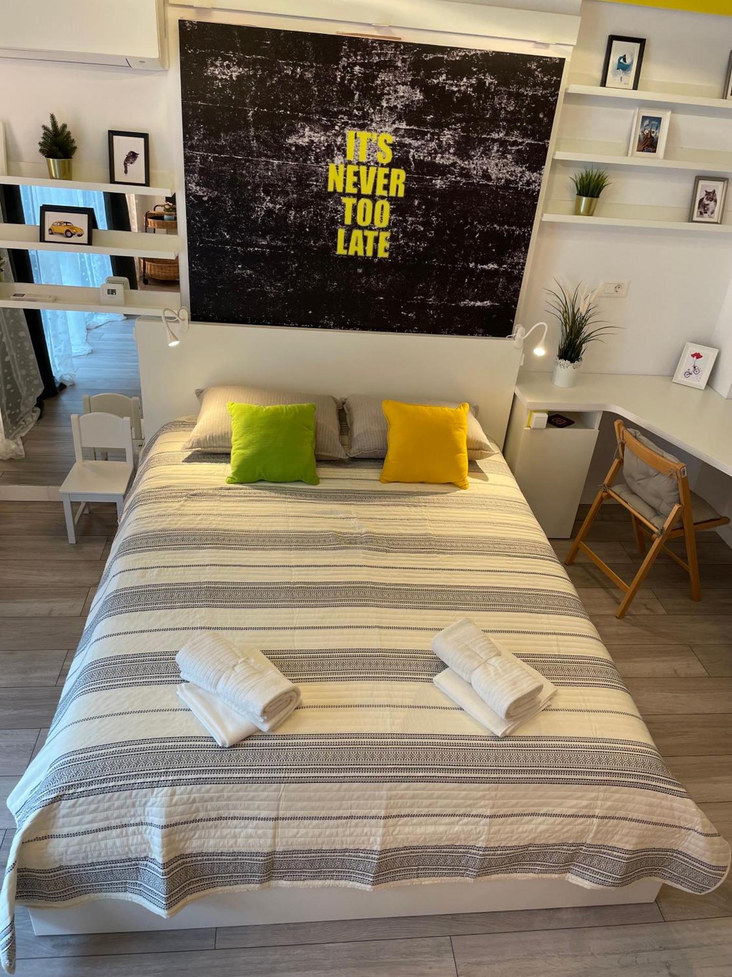 Studiokris Apartment Букурещ Екстериор снимка